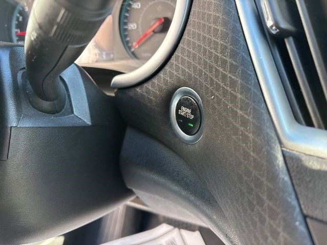 Chevrolet Malibu  2023