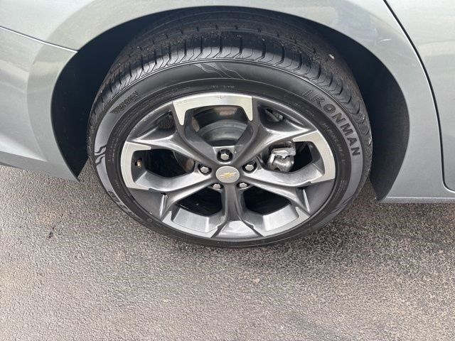 Chevrolet Malibu  2023