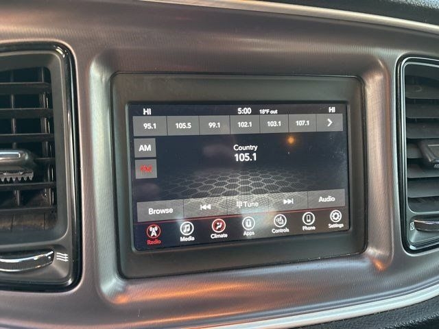 Dodge Challenger SXT 2021