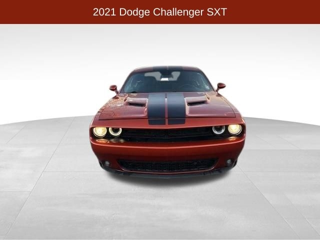 Dodge Challenger SXT 2021