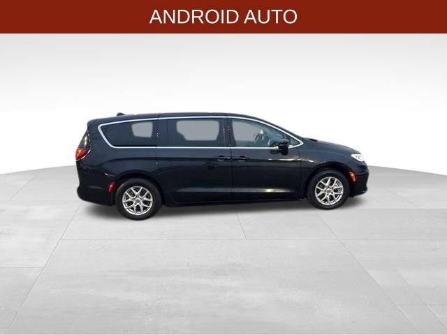 Chrysler Pacifica Touring L 2023