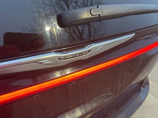 Chrysler Pacifica Touring L 2023