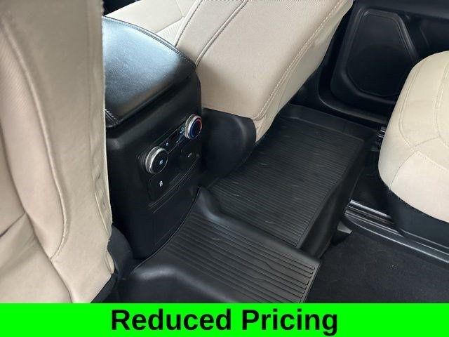 Ford Explorer XLT 4WD 2022