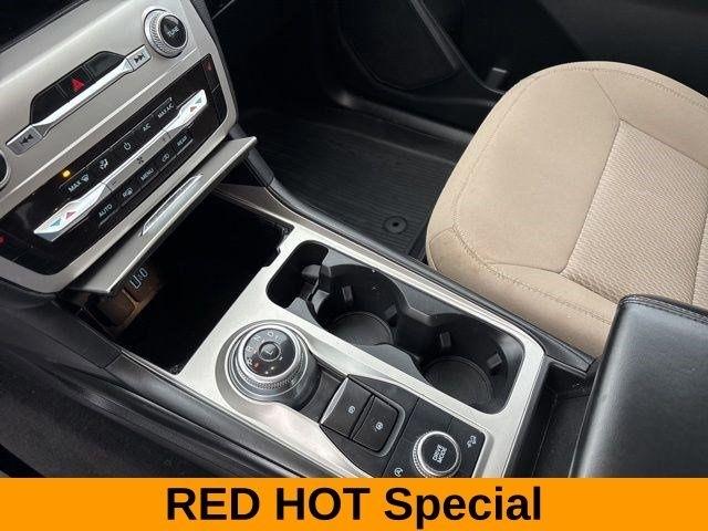 Ford Explorer XLT 4WD 2022