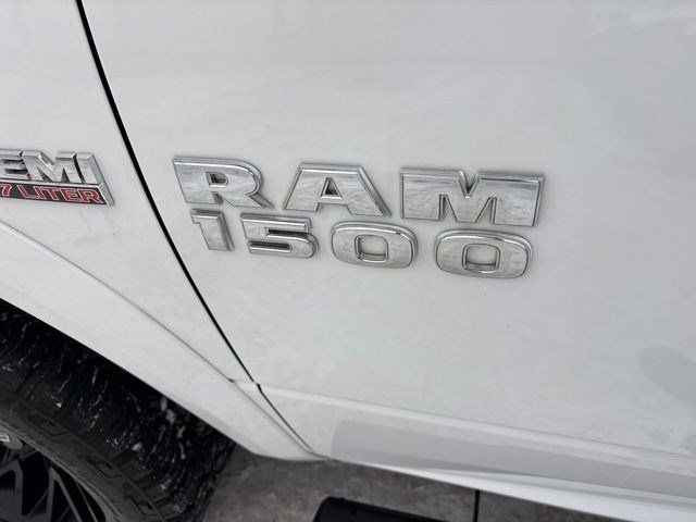 RAM 1500 SLT Crew Cab 4WD 2017