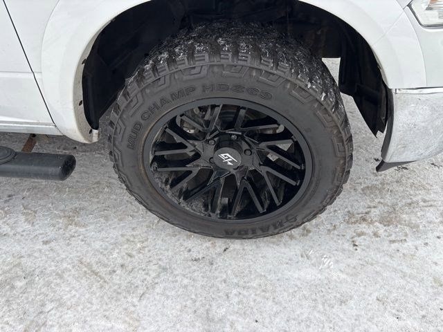 RAM 1500 SLT Crew Cab 4WD 2017