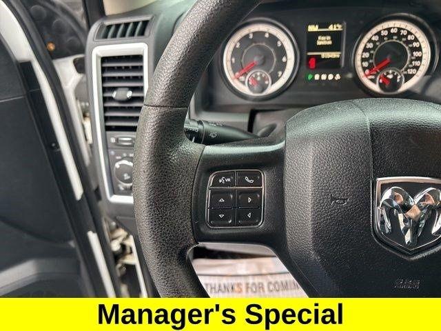 RAM 1500 SLT Crew Cab 4WD 2017