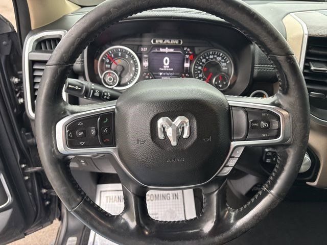 RAM 1500 Laramie Crew Cab 4WD 2020