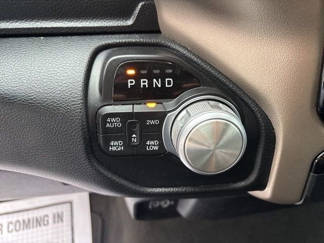 RAM 1500 Laramie Crew Cab 4WD 2020