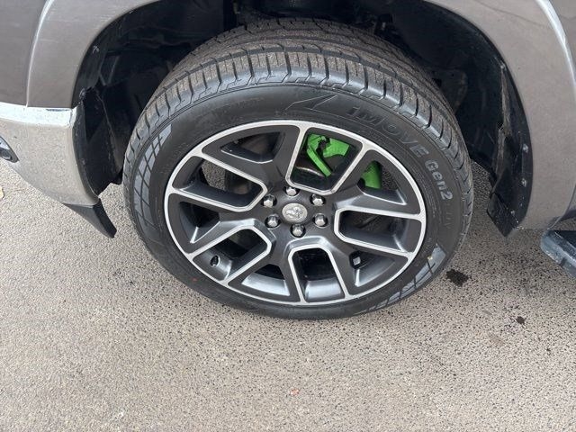 RAM 1500 Laramie Crew Cab 4WD 2020