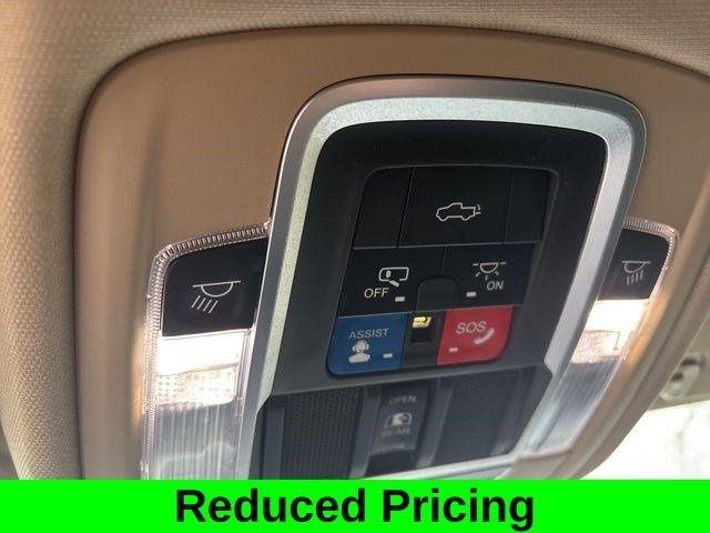 RAM 1500 Laramie Crew Cab 4WD 2020