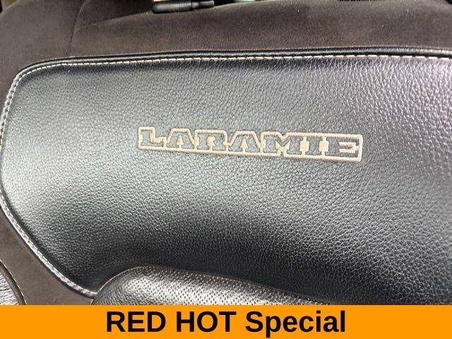 RAM 1500 Laramie Crew Cab 4WD 2020