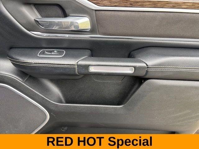 RAM 1500 Laramie Crew Cab 4WD 2020