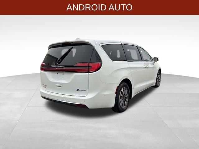 Chrysler Pacifica Hybrid Touring L 2022
