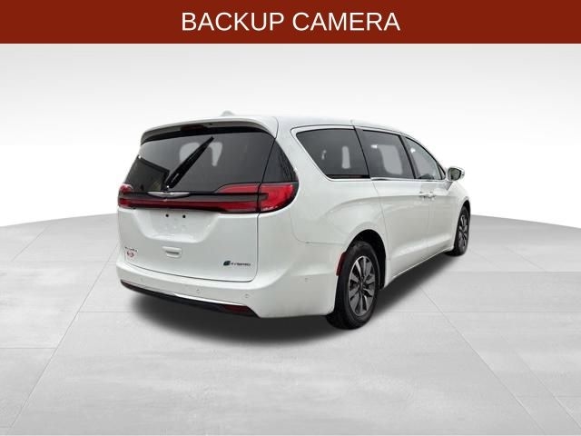 Chrysler Pacifica Hybrid Touring L 2022