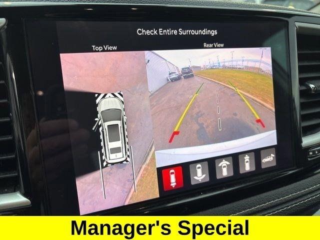 Chrysler Pacifica Hybrid Touring L 2022