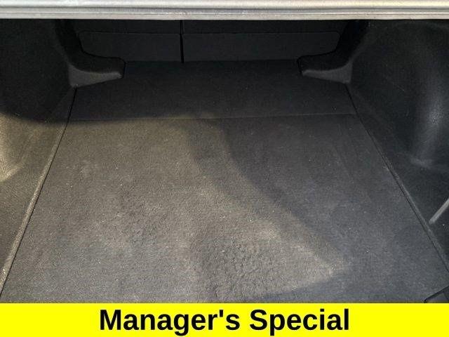 Toyota Corolla LE 2023