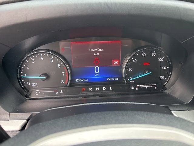 Ford Explorer XLT 2022