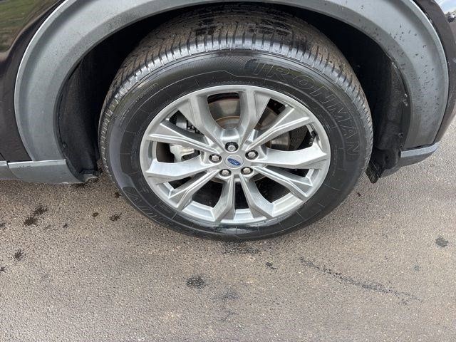 Ford Explorer XLT 2022