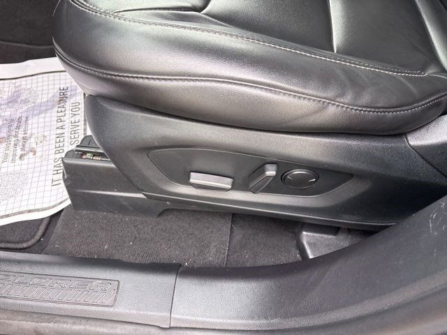 Ford Explorer XLT 2022