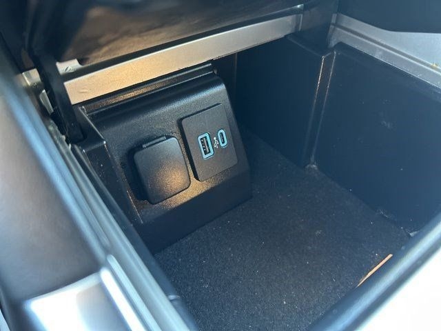 Ford Explorer XLT 2023