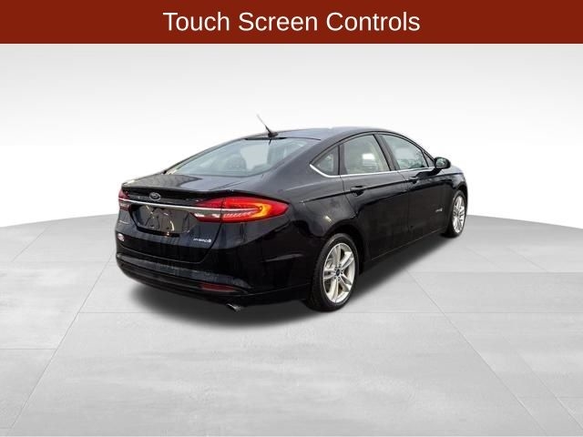 Ford Fusion Hybrid S 2018