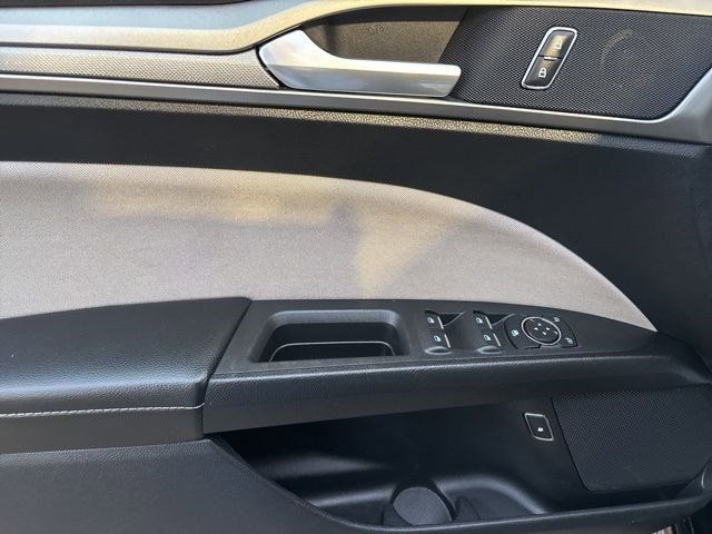 Ford Fusion Hybrid S 2018