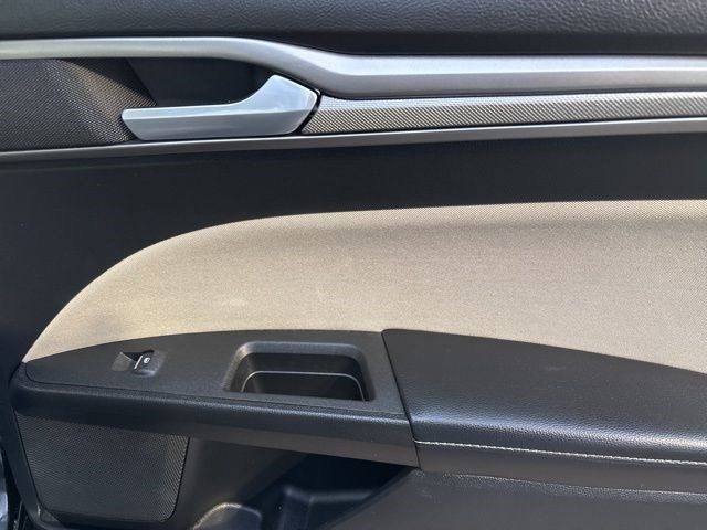 Ford Fusion Hybrid S 2018