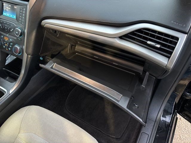 Ford Fusion Hybrid S 2018