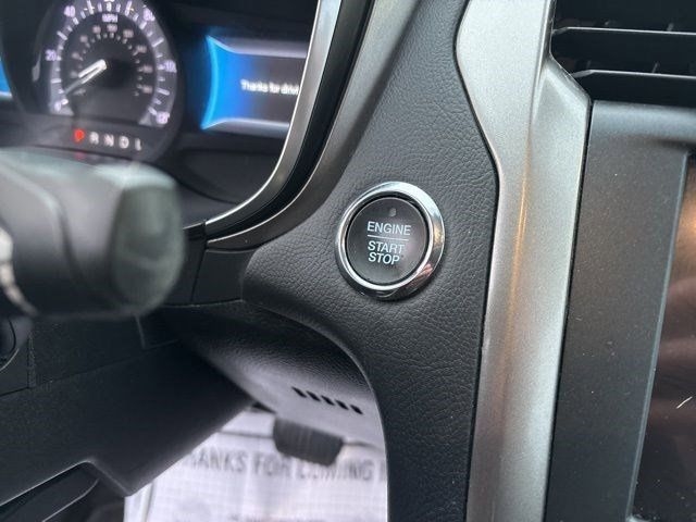 Ford Fusion Hybrid SE 2019