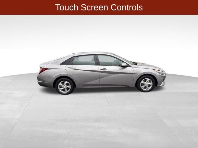 Hyundai Elantra SE 2023