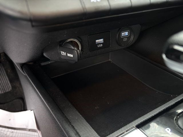 Hyundai Elantra SE 2023