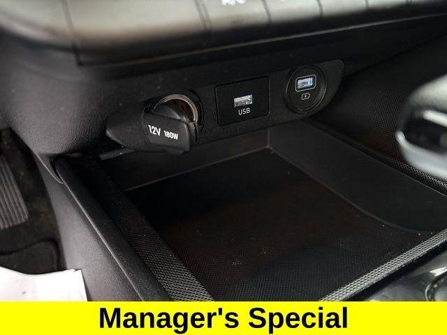 Hyundai Elantra SE 2023