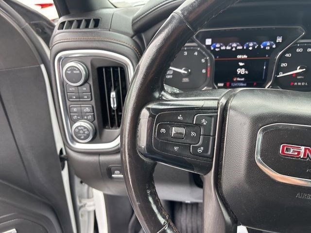 GMC Sierra 1500 AT4 Crew Cab 4WD 2020