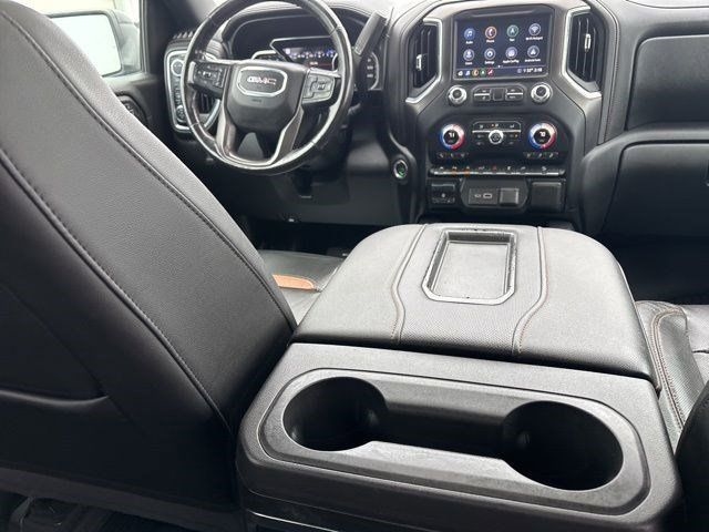 GMC Sierra 1500 AT4 Crew Cab 4WD 2020