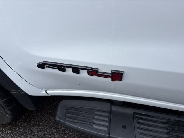 GMC Sierra 1500 AT4 Crew Cab 4WD 2020