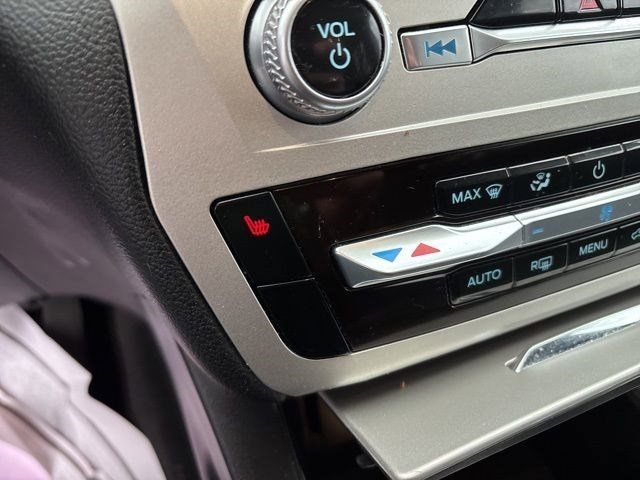 Ford Explorer XLT 4WD 2022