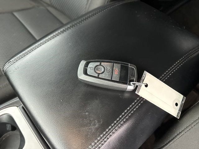 Ford Explorer XLT 4WD 2022