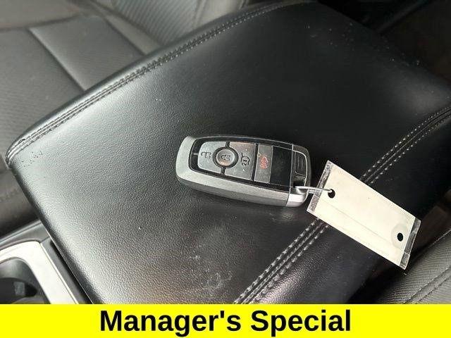 Ford Explorer XLT 4WD 2022