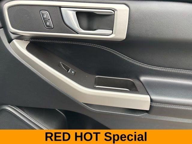 Ford Explorer XLT 4WD 2022