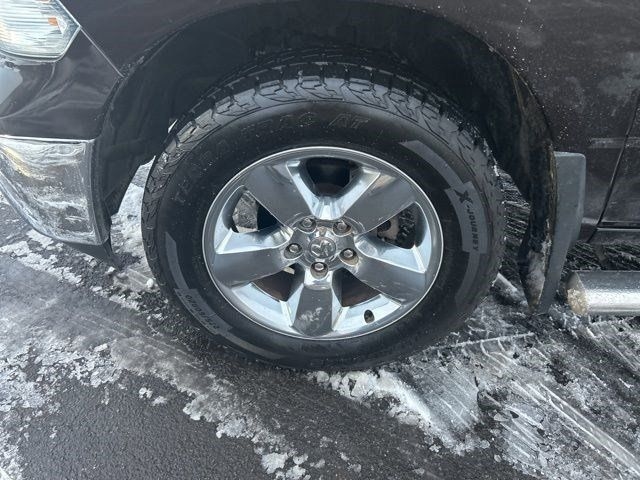 RAM 1500 Big Horn Crew Cab 4WD 2017