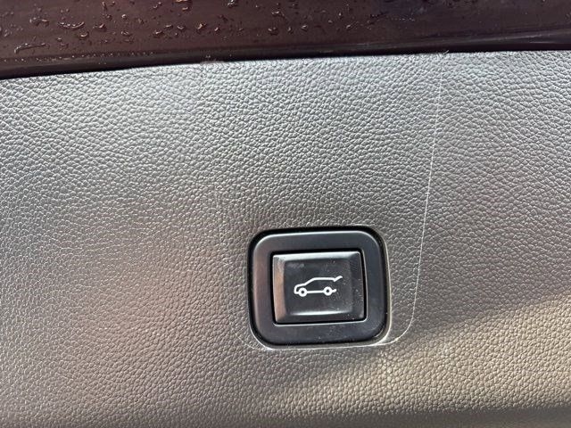 Chevrolet Traverse  2021