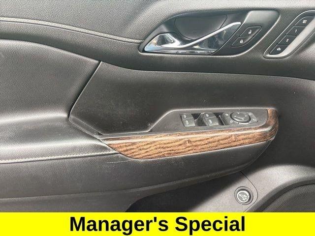 GMC Acadia Denali AWD 2020