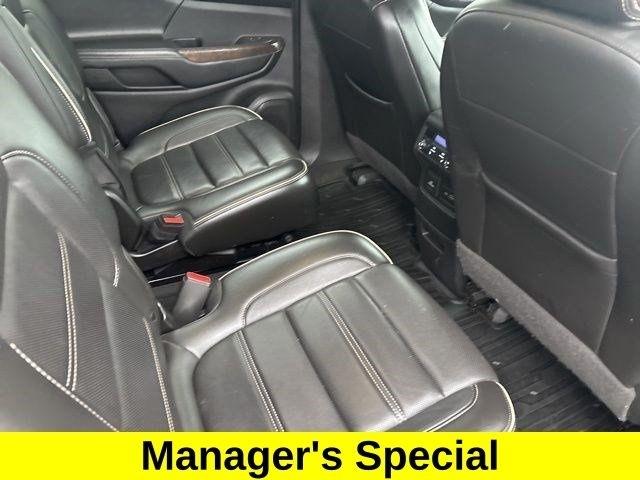 GMC Acadia Denali AWD 2020