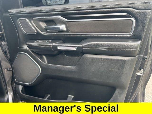 RAM 1500 Laramie Crew Cab 4WD 2021