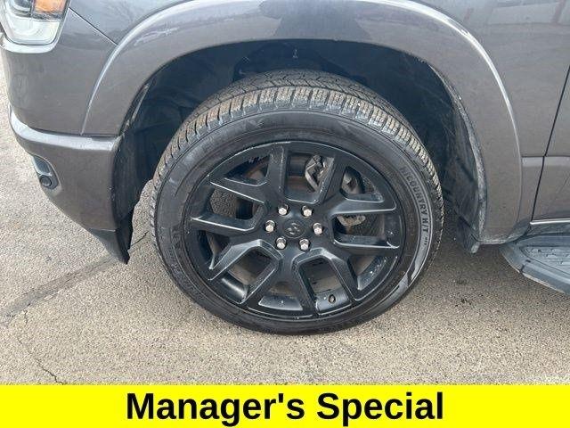 RAM 1500 Laramie Crew Cab 4WD 2021