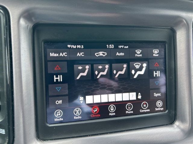 Dodge Challenger SXT 2019