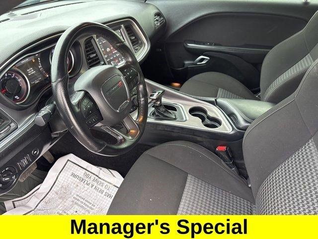 Dodge Challenger GT AWD 2021