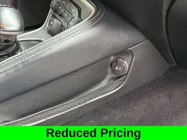 Dodge Challenger GT AWD 2021