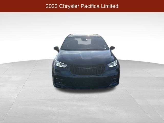 Chrysler Pacifica Limited AWD 2023